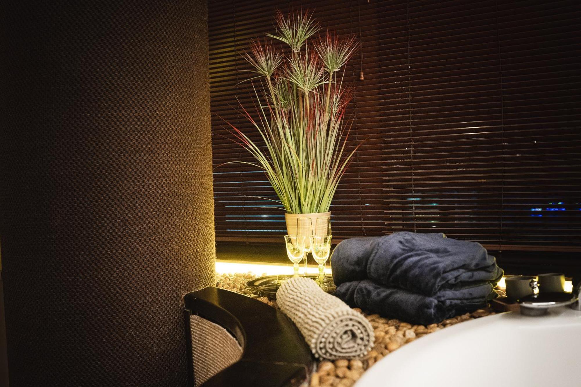 Apartments With Jaccuzi Wilna Exterior foto